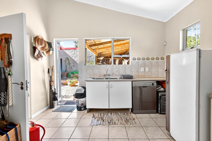 7 Bedroom Property for Sale in Tre Donne Estate Western Cape